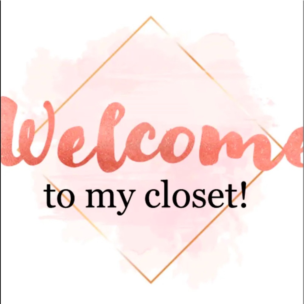 Welcome to my closet babes!!!